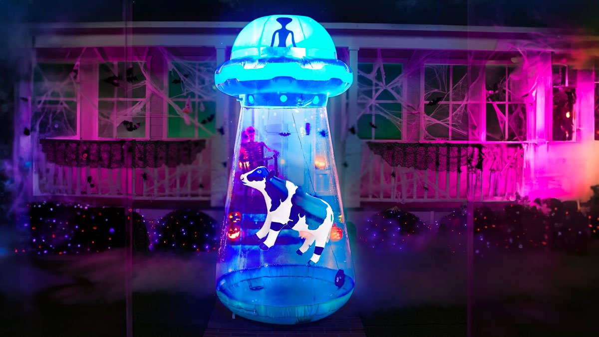 9-Foot Alien Abduction Inflatable