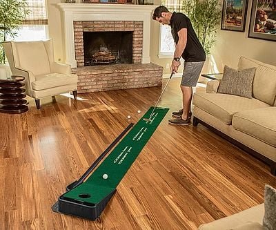 Accelerator Pro Indoor Putting Green with Ball Return