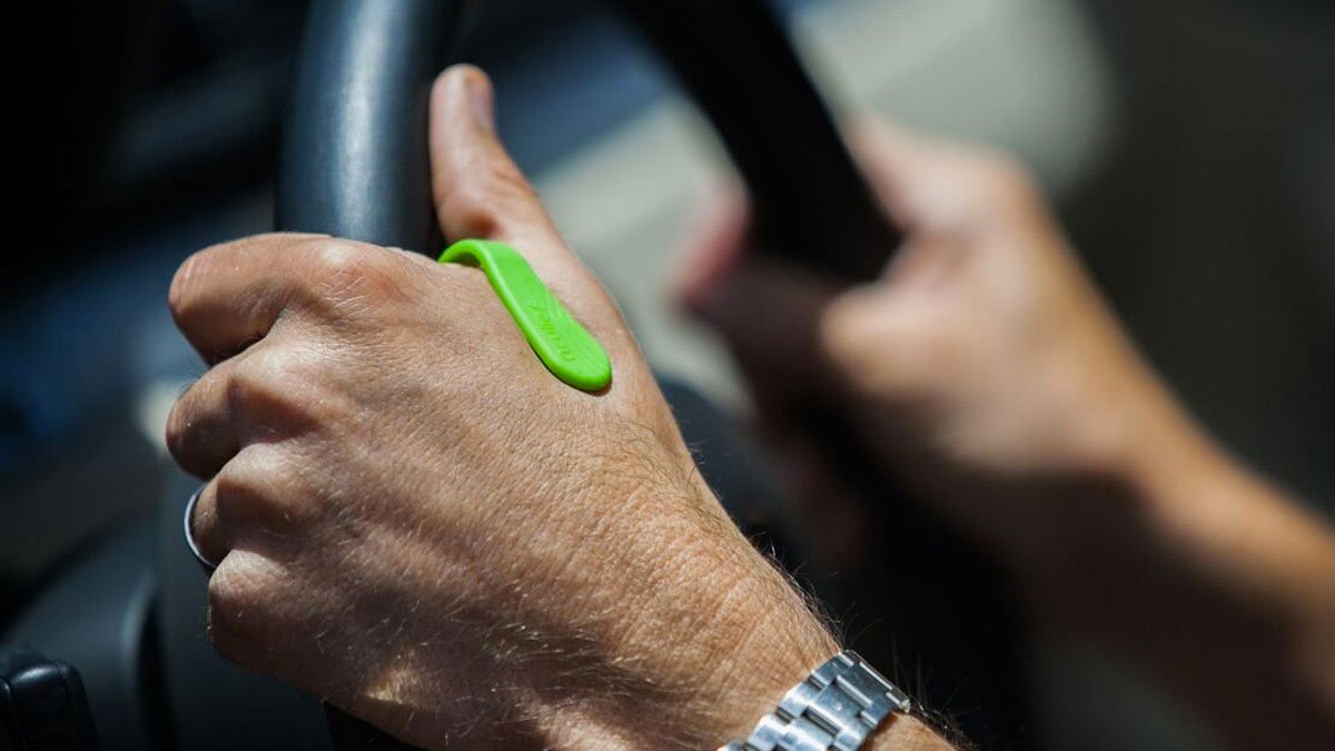 Aculief Wearable Headache & Tension Relief Clip