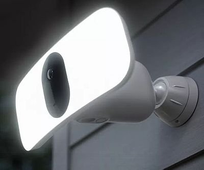 Arlo Pro 3 Smart Floodlight Camera