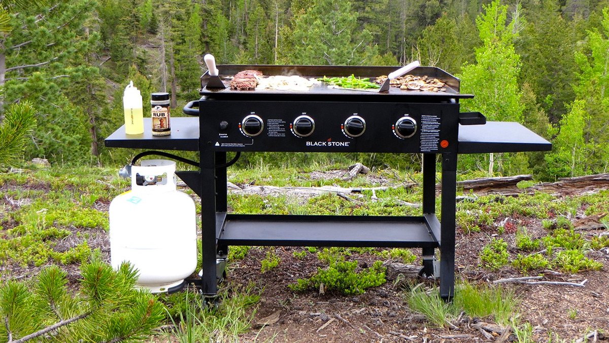 Blackstone Griddle Cooking Station