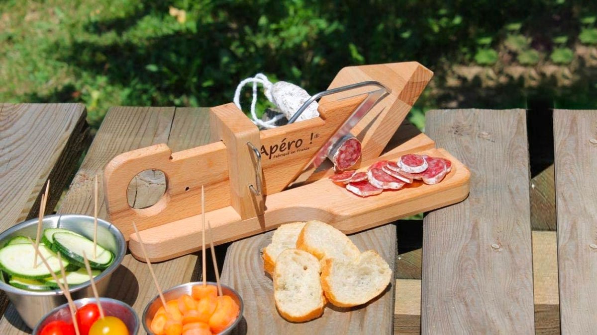 Bron Coucke Sausage Guillotine