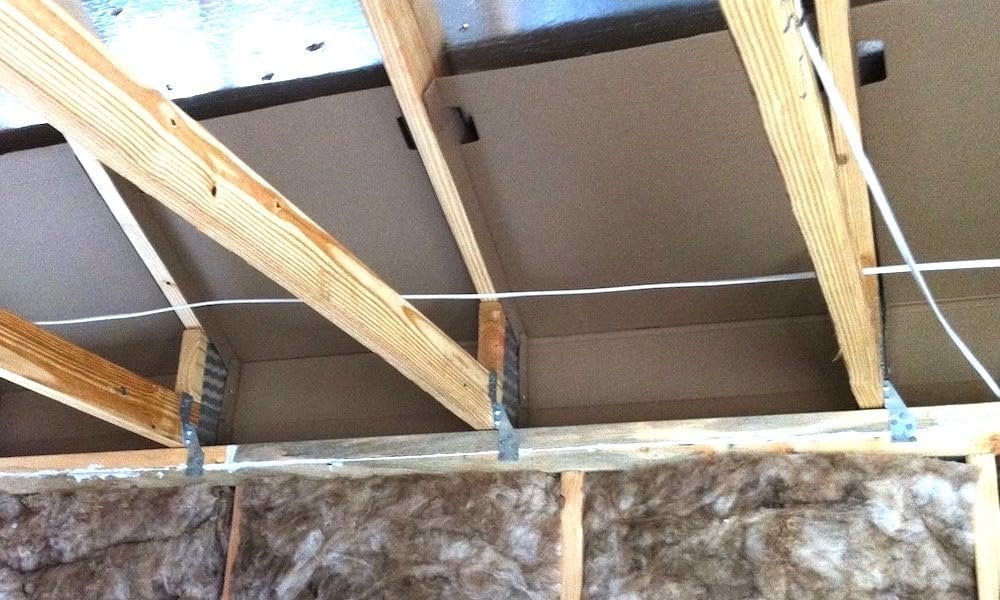 Better Attic Airflow with 50 Cardboard Baffles for 16