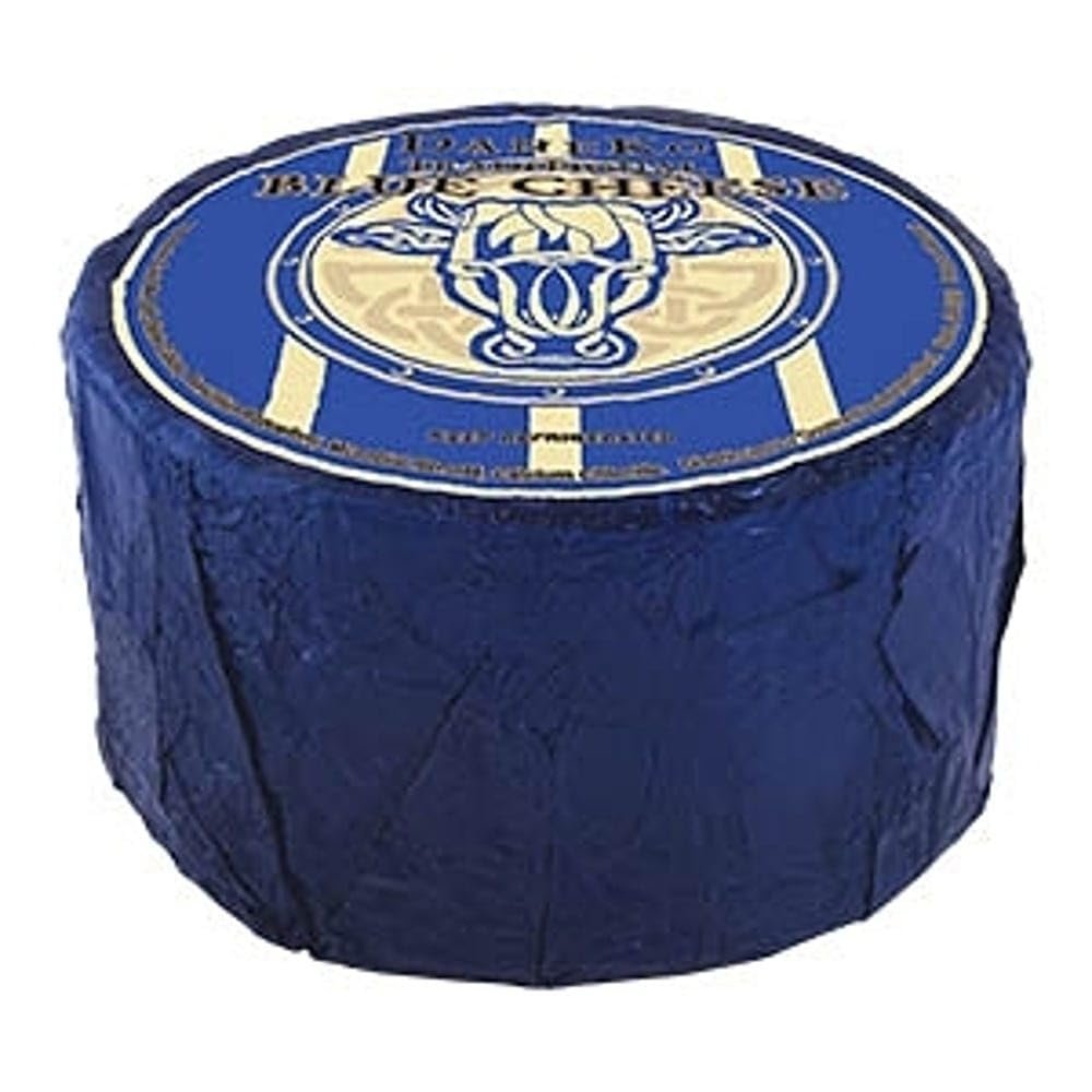 Bold Danish Blue Cheese Wheel: Chef's Choice for Entertaining