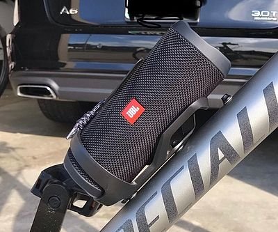 JBL Portable Waterproof Speaker