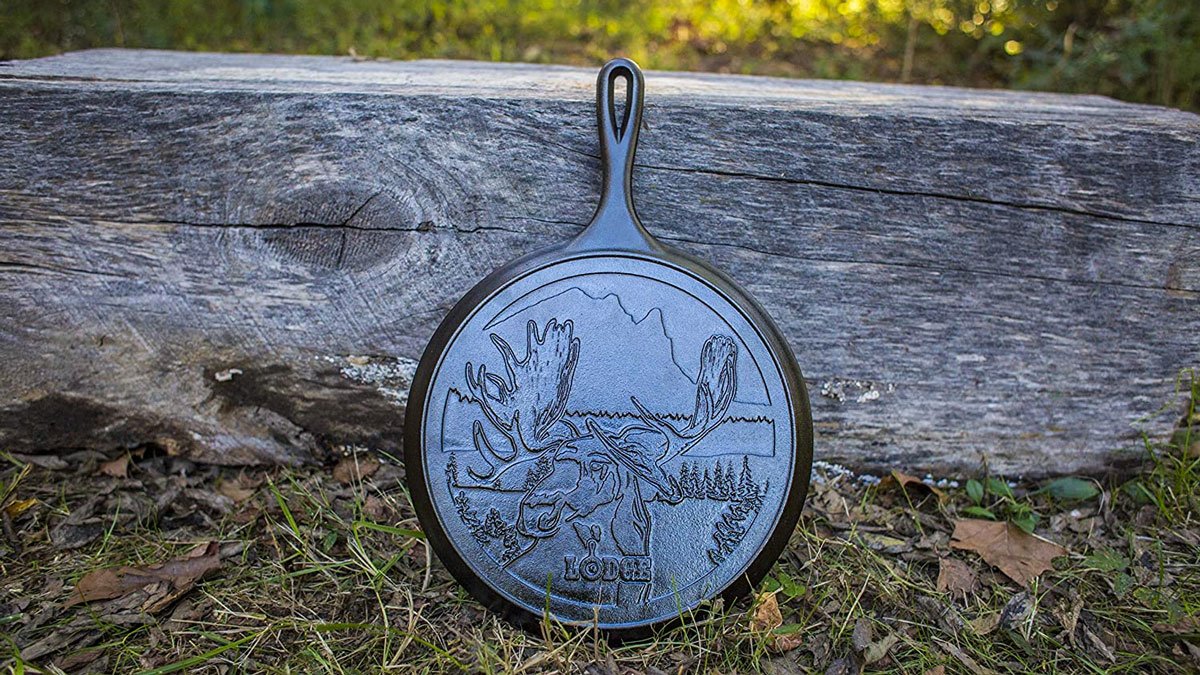 Lodge Wildlife Series Cast Iron Skillets