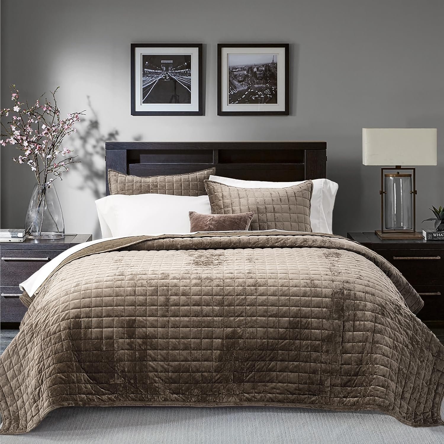 Luxury Velvet Quilt Set - Ultra Soft Comforter for King Beds