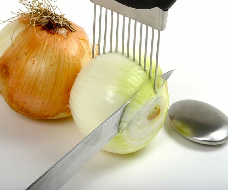 Onion Holder & Odor Remover