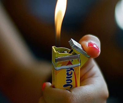 Pack Of Chewing Gum Lighter