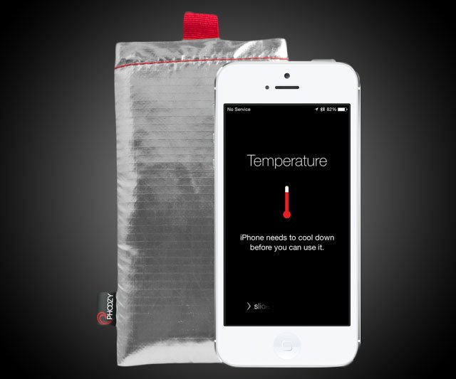 Phoozy Heat- & Cold-Blocking Phone Thermal Capsule