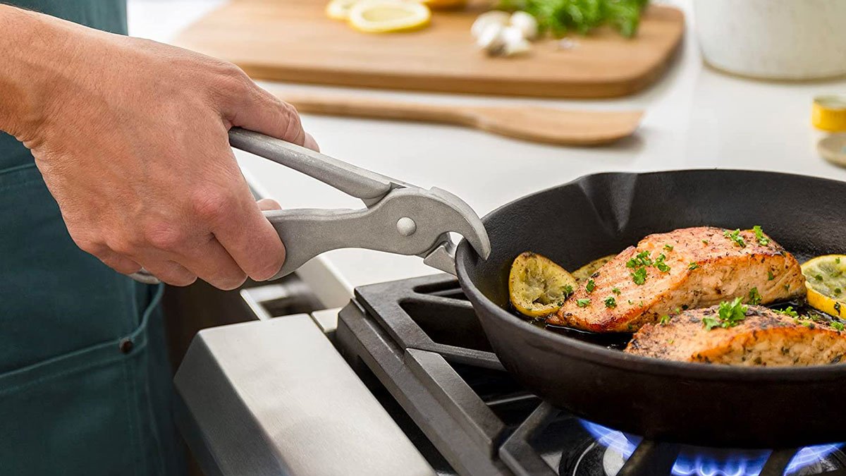 Pizza Pan & Skillet Gripper