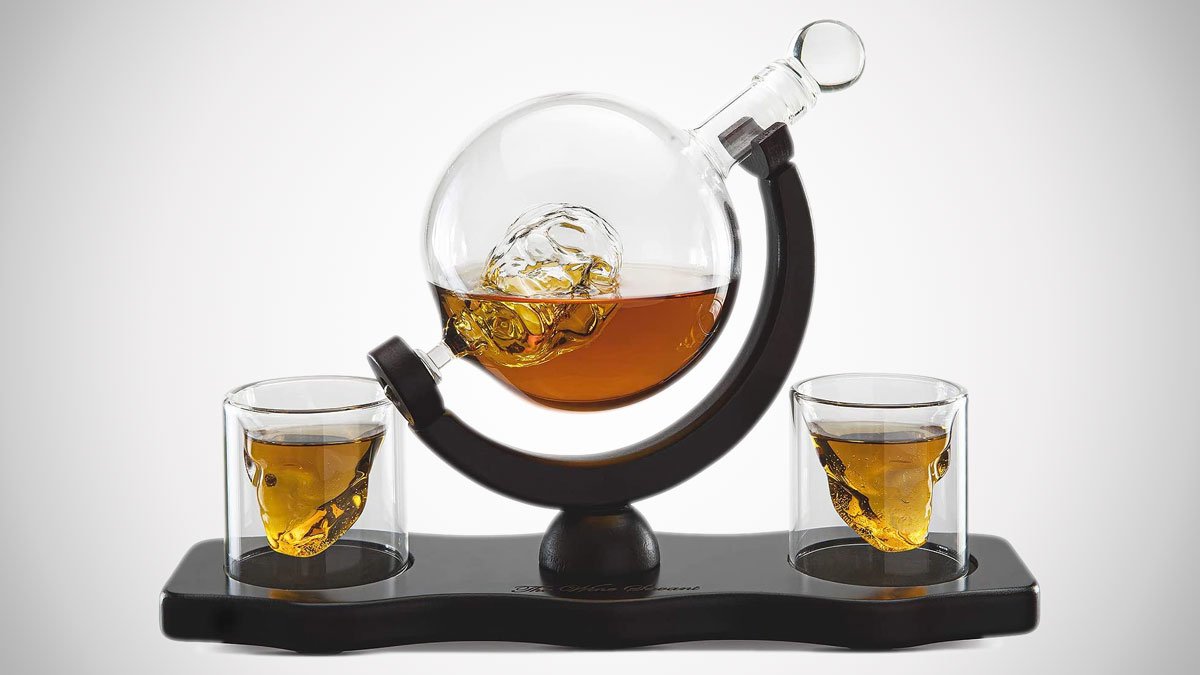 Skull Decanter Set with Skull Shot Glasses