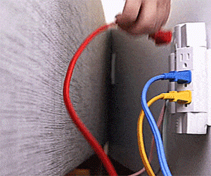 Swiveling Surge Protector