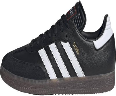 The adidas Samba: Indoor Court Comfort with Classic Soccer Style