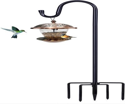 Attract Birds with a Sturdy 62-Inch Shepherd Hook