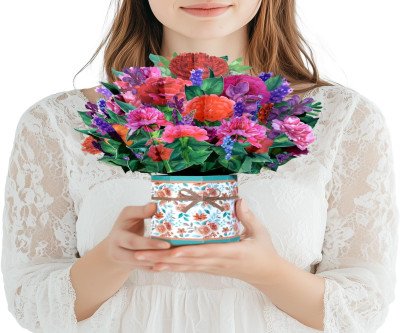 Beautiful Handcrafted Bouquet Card That Pops