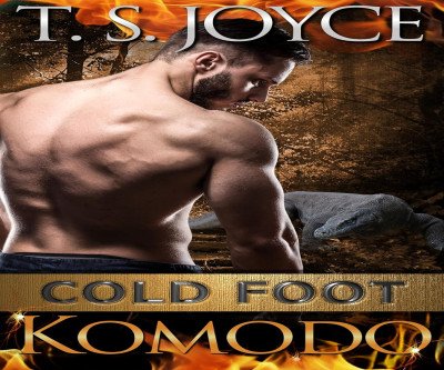 Cold Foot Komodo: A Shifter Romance Adventure