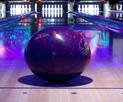 Experience Cosmic Bowling in Stunning 3D!