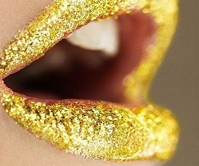 Gold Glitter Lips