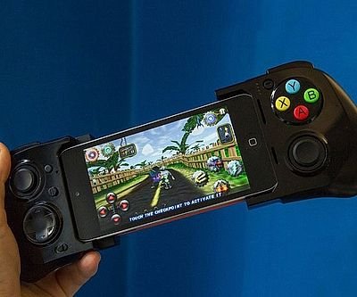 iPhone Gaming Controller
