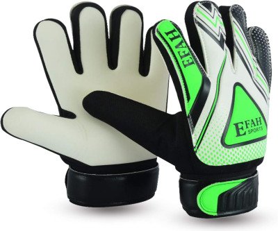 Kick Goals in Style: Kids' Goalie Gloves with Strong Grip