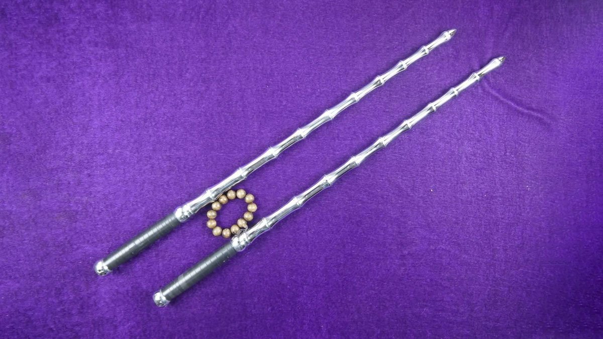 Kung Fu Double Whips