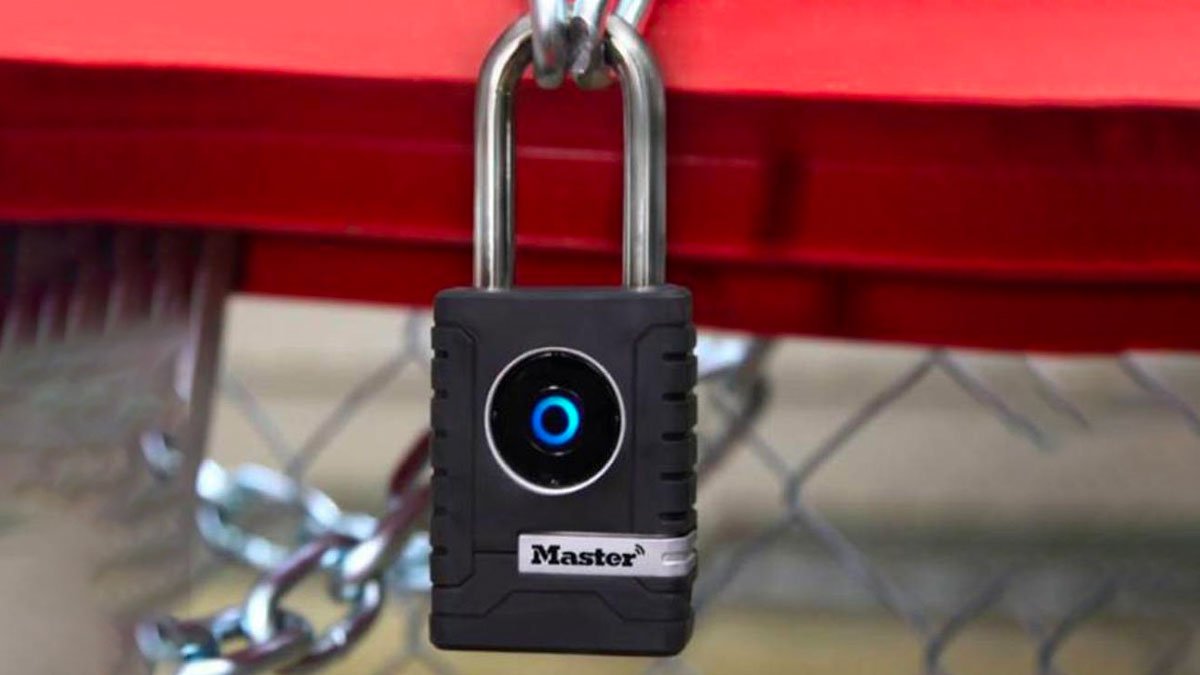 Master Lock Bluetooth Outdoor Padlock