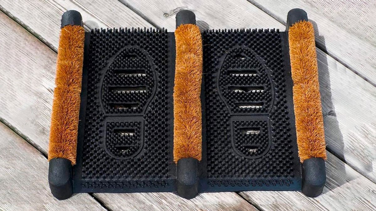 Mud Scrubber Rubber Brush Mat