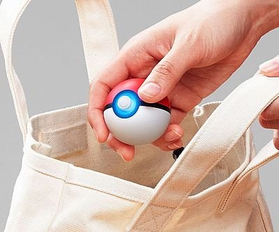 Nintendo Poke Ball Plus
