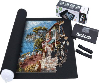 Roll-Up Puzzle Mat Keeps Jigsaws Safe Up to 1500 Pieces