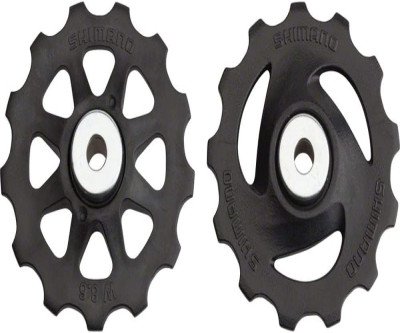 Smooth Shifts with Shimano Altus Rear Derailleur Set