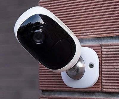 Truly Wire-Free Security Camera