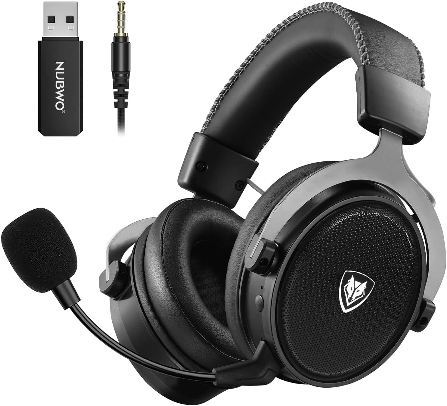 Total Gaming Freedom: Wireless Headset with Noise-Canceling Mic