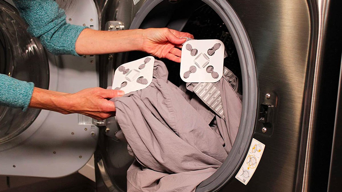 Wad-Free Bed Sheet Detangler