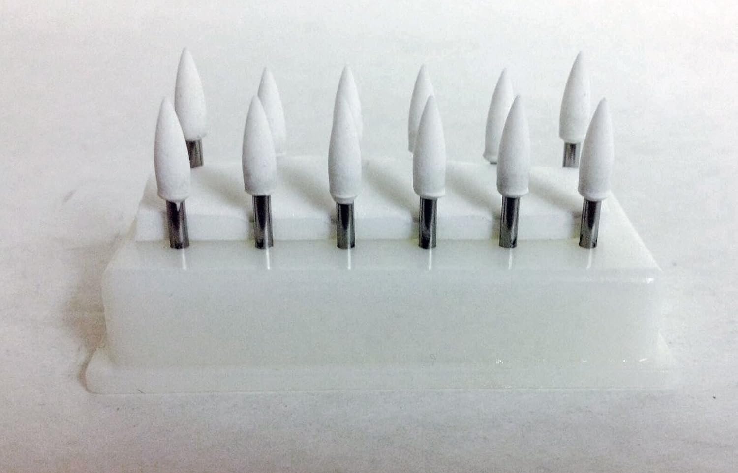 Smooth Chipless Finishes for Composites: White Abrasive Points 12pk