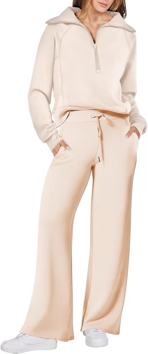 Effortless Comfort: Women's 2-Piece Travel Sweatsuit Set