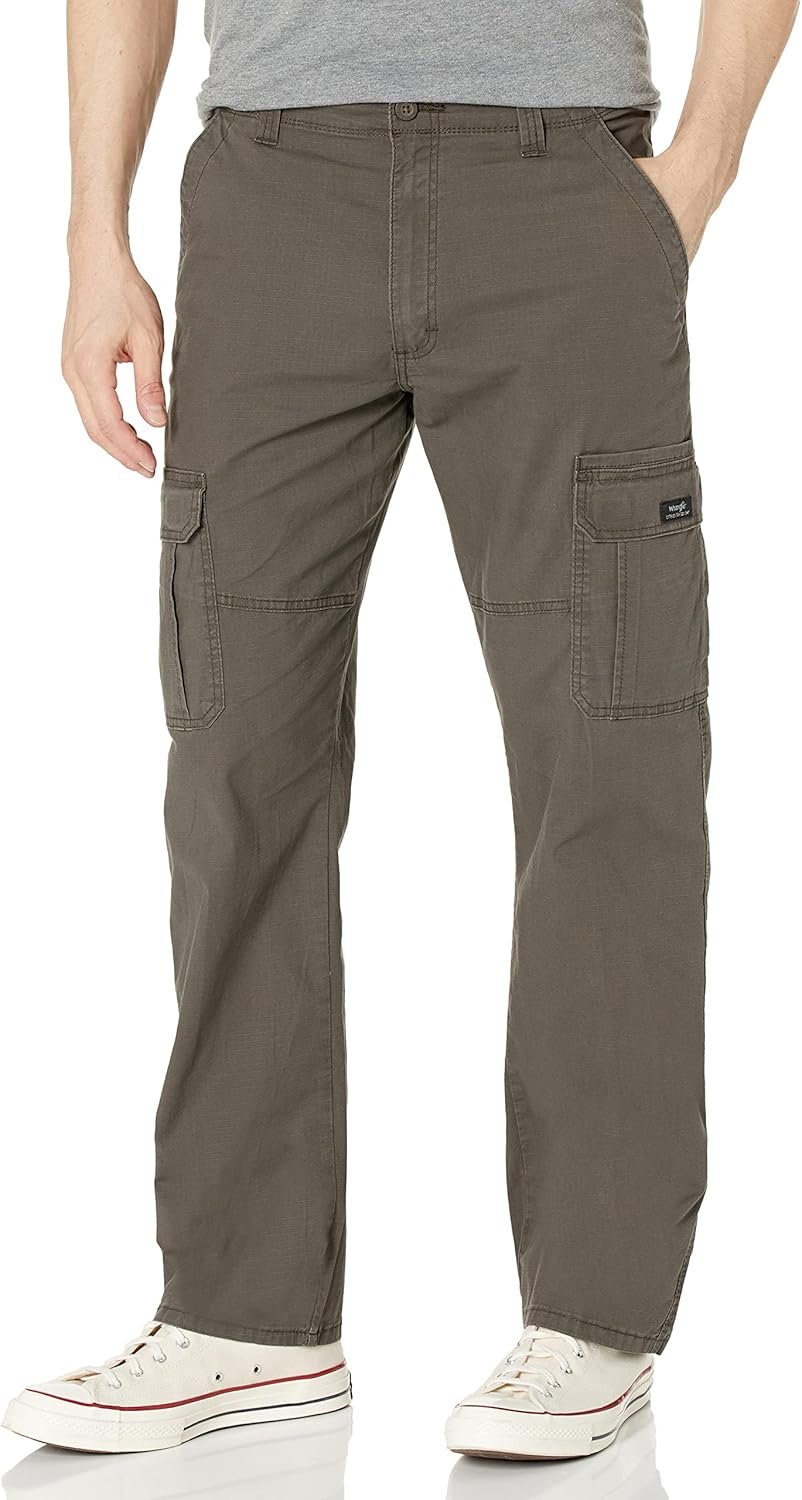 Work Weekend Ready: Men's Stretch Cargo Pant with 6 Pockets