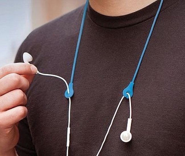 Earbuds Tethering Necklace