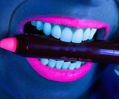 Glow In The Dark Lipstick