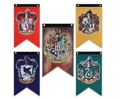 Hogwarts Banners Complete Set