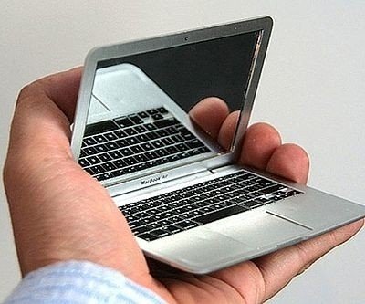 MacBook Pocket Mirror