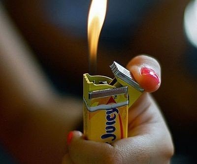 Pack Of Chewing Gum Lighter